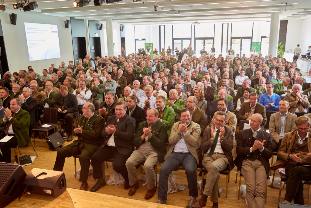 Publikum beim Niederwildgipfel des NÖ Jagdverbandes